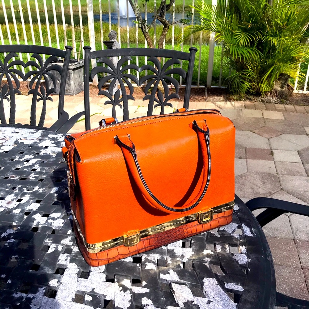 Women’s Handbag